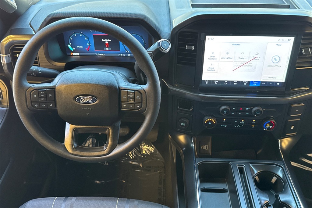 Vehicle image 14 of 26