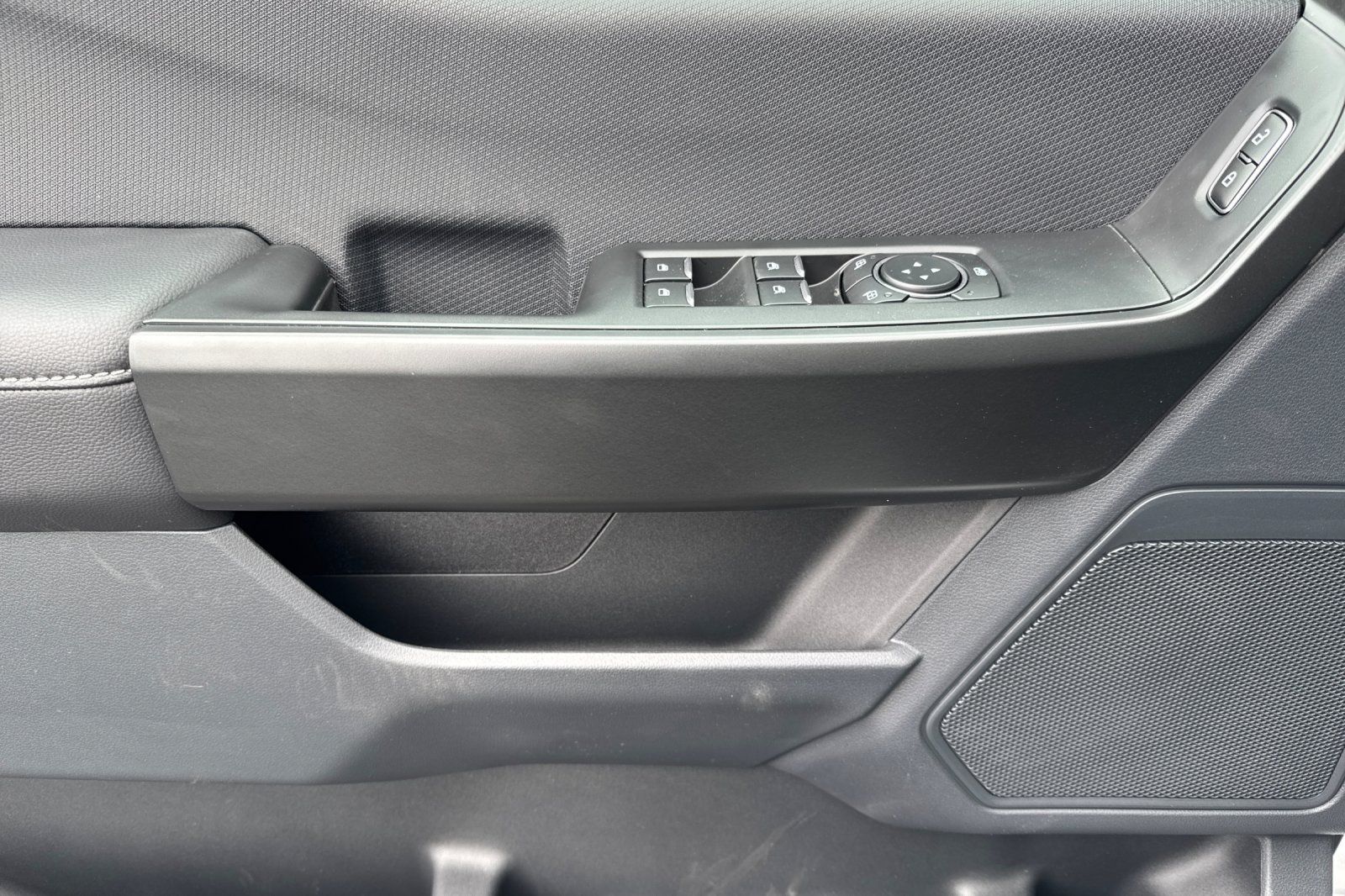 2025 Ford F-150 STX Image 20 of 25