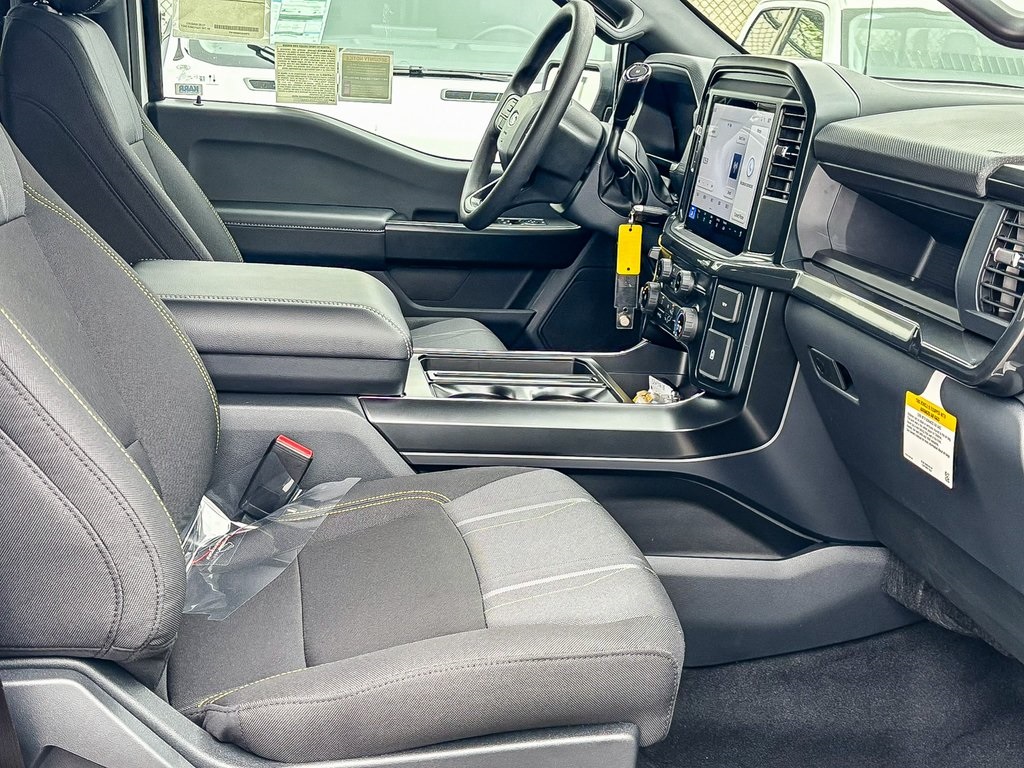 2025 Ford F-150 STX Image 20 of 48