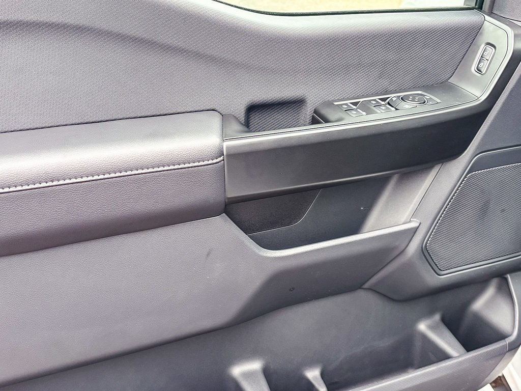 2025 Ford F-150 STX Image 26 of 48
