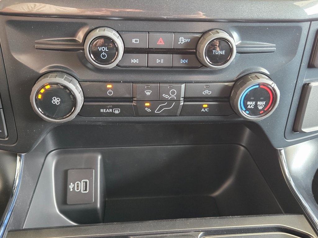 Vehicle image 27 of 27
