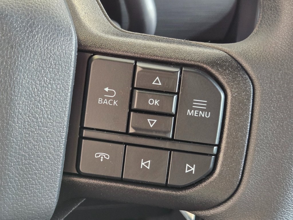 Vehicle image 19 of 27