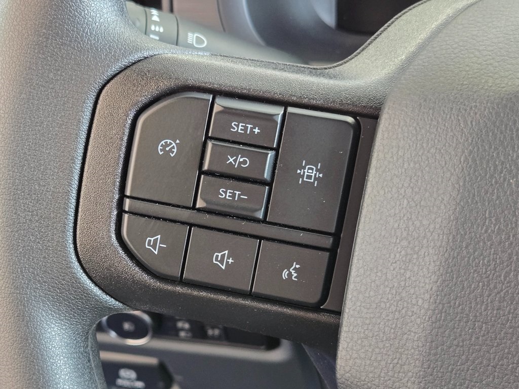 Vehicle image 20 of 27