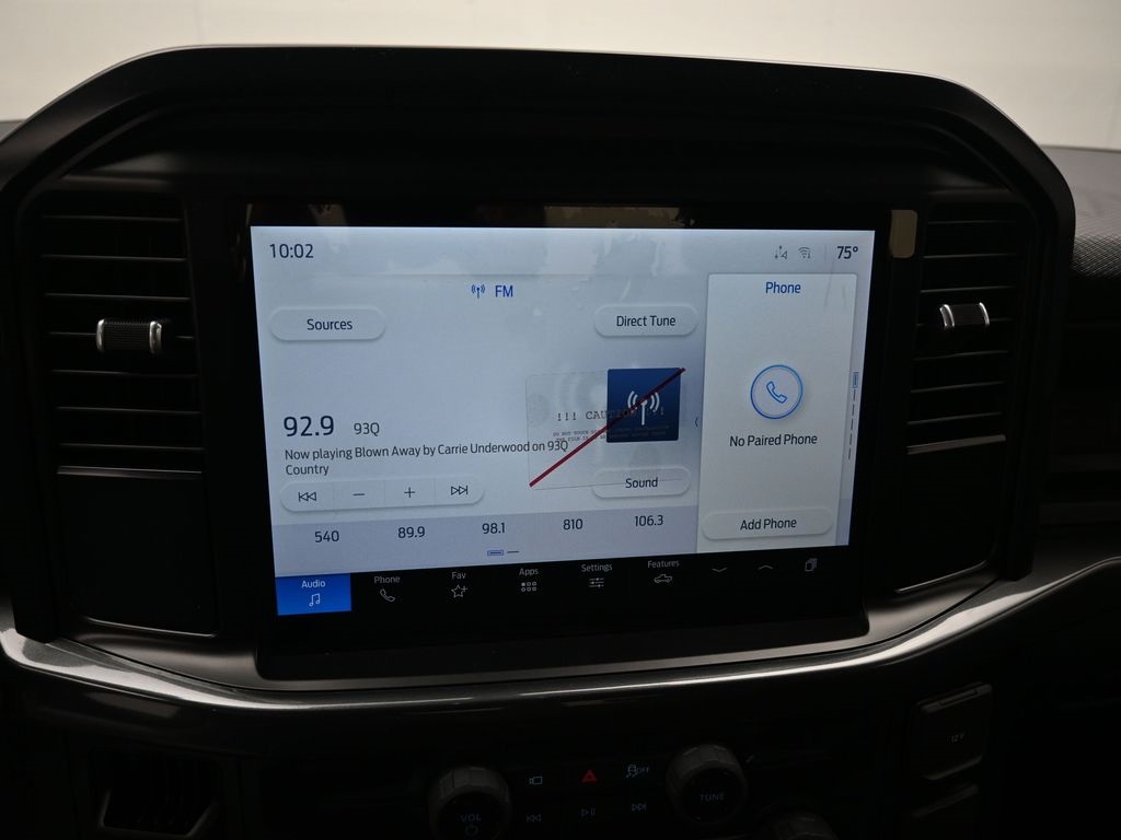 Vehicle image 13 of 33