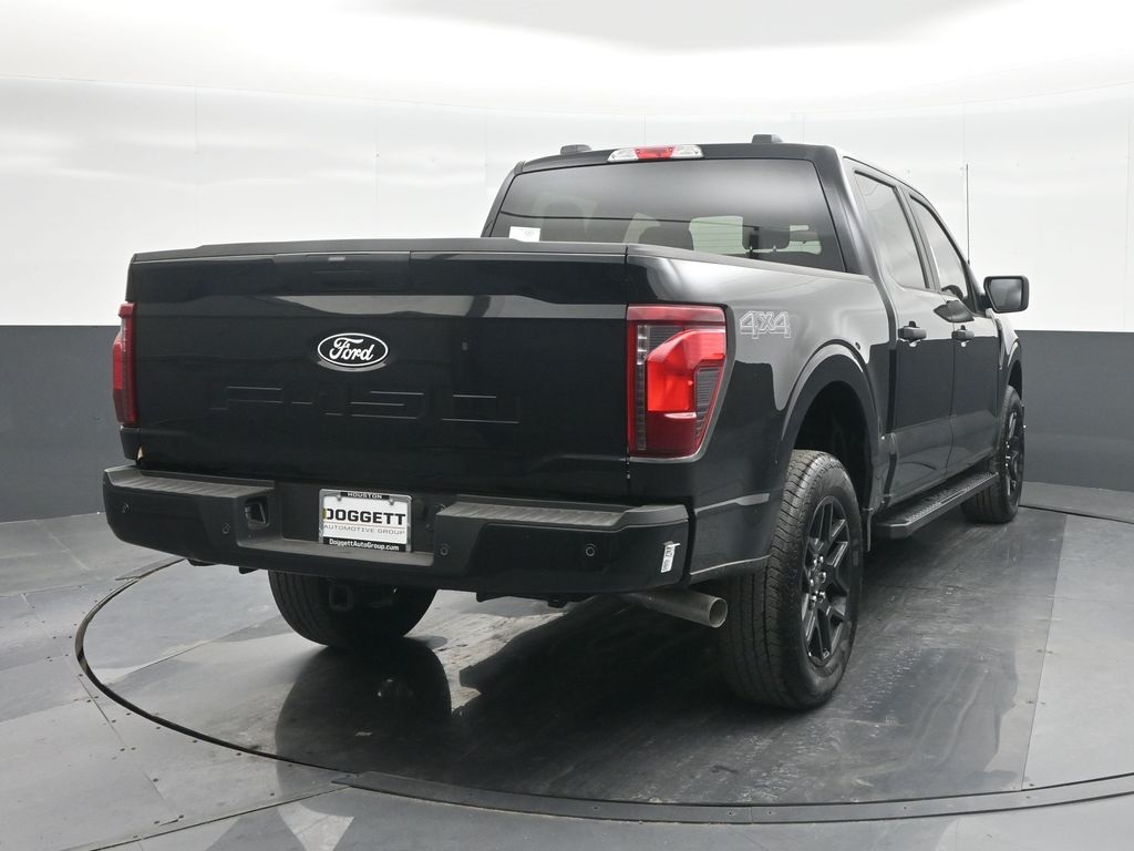 Vehicle image 9 of 33