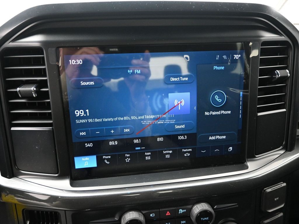 Vehicle image 13 of 33