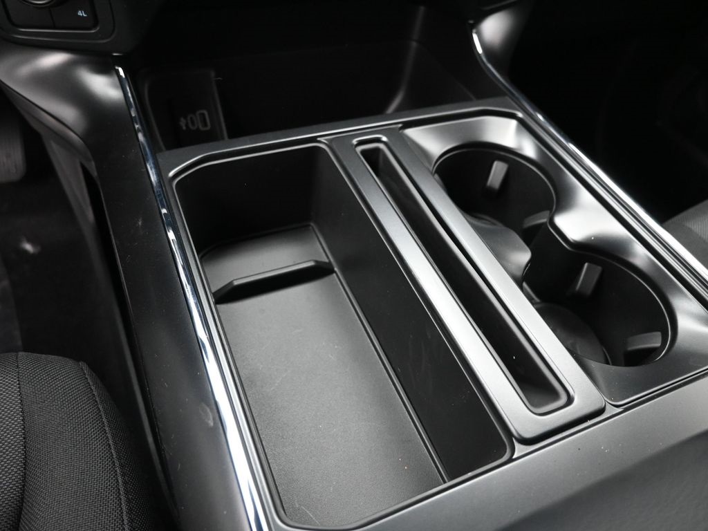 Vehicle image 33 of 33