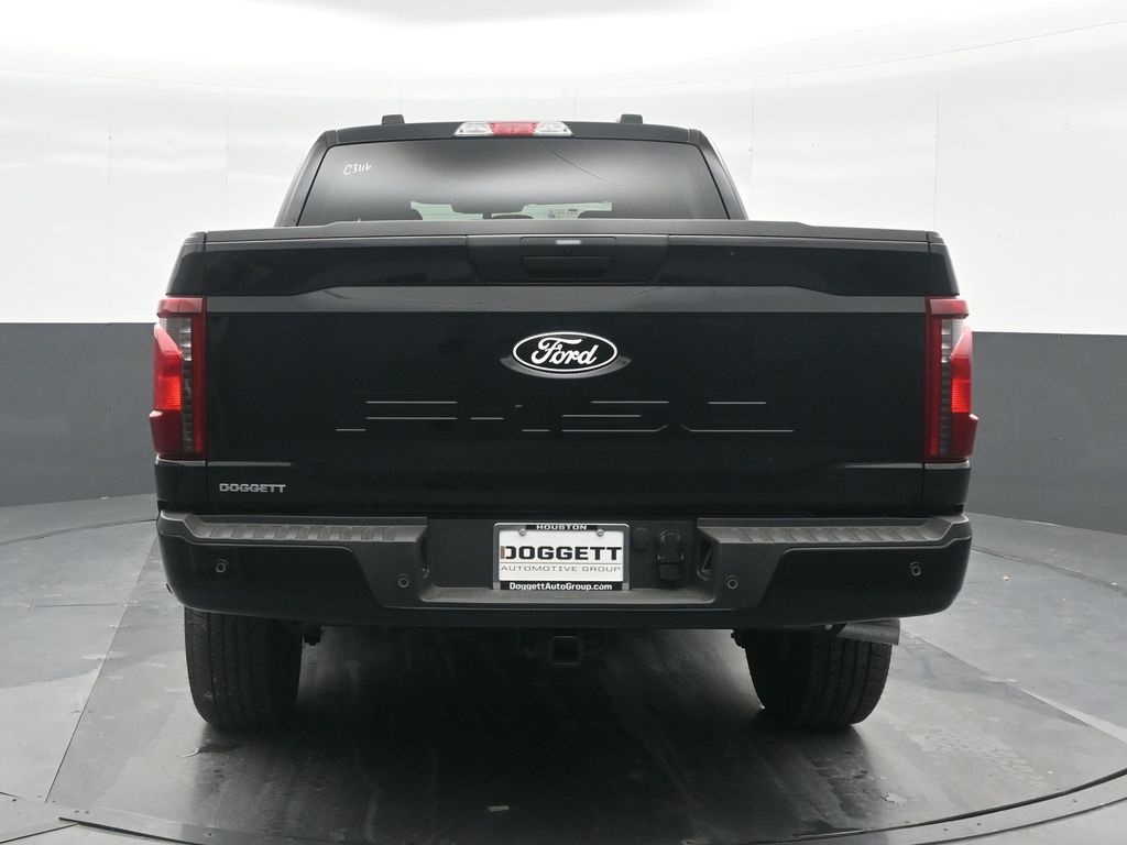 Vehicle image 3 of 33