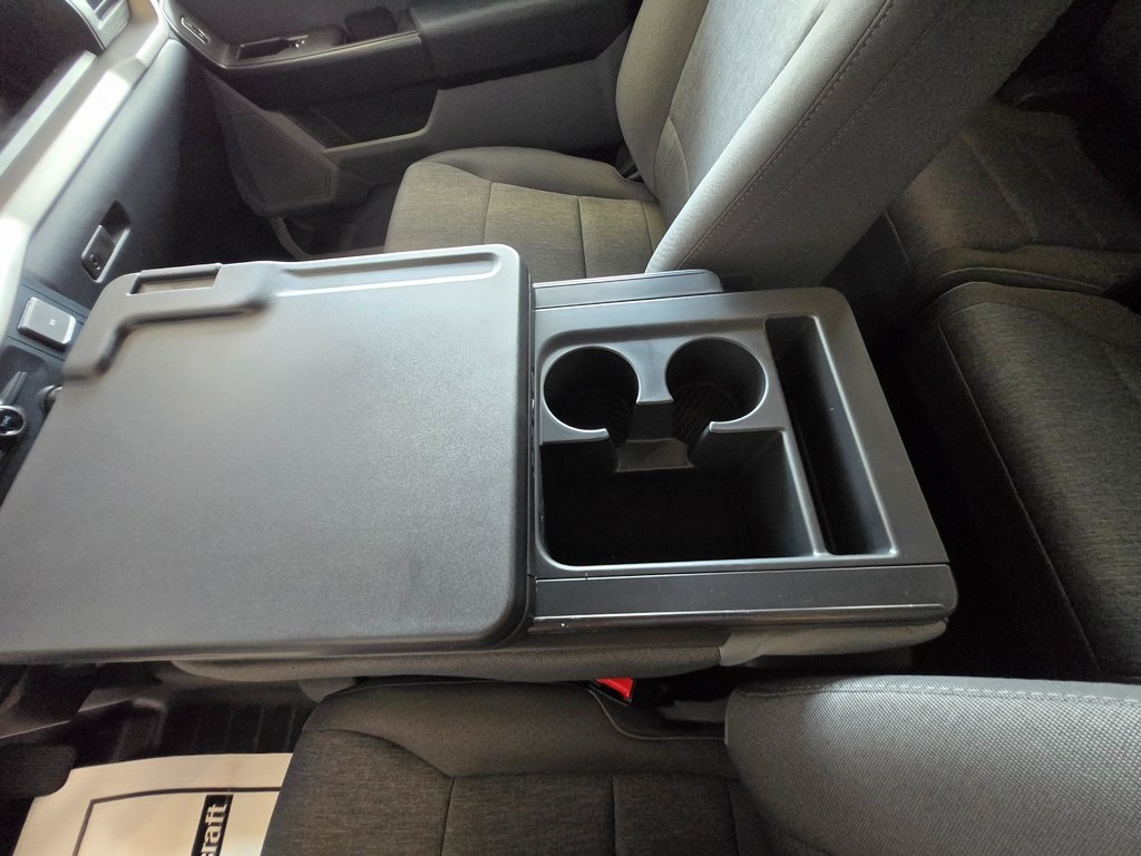 Vehicle image 20 of 31