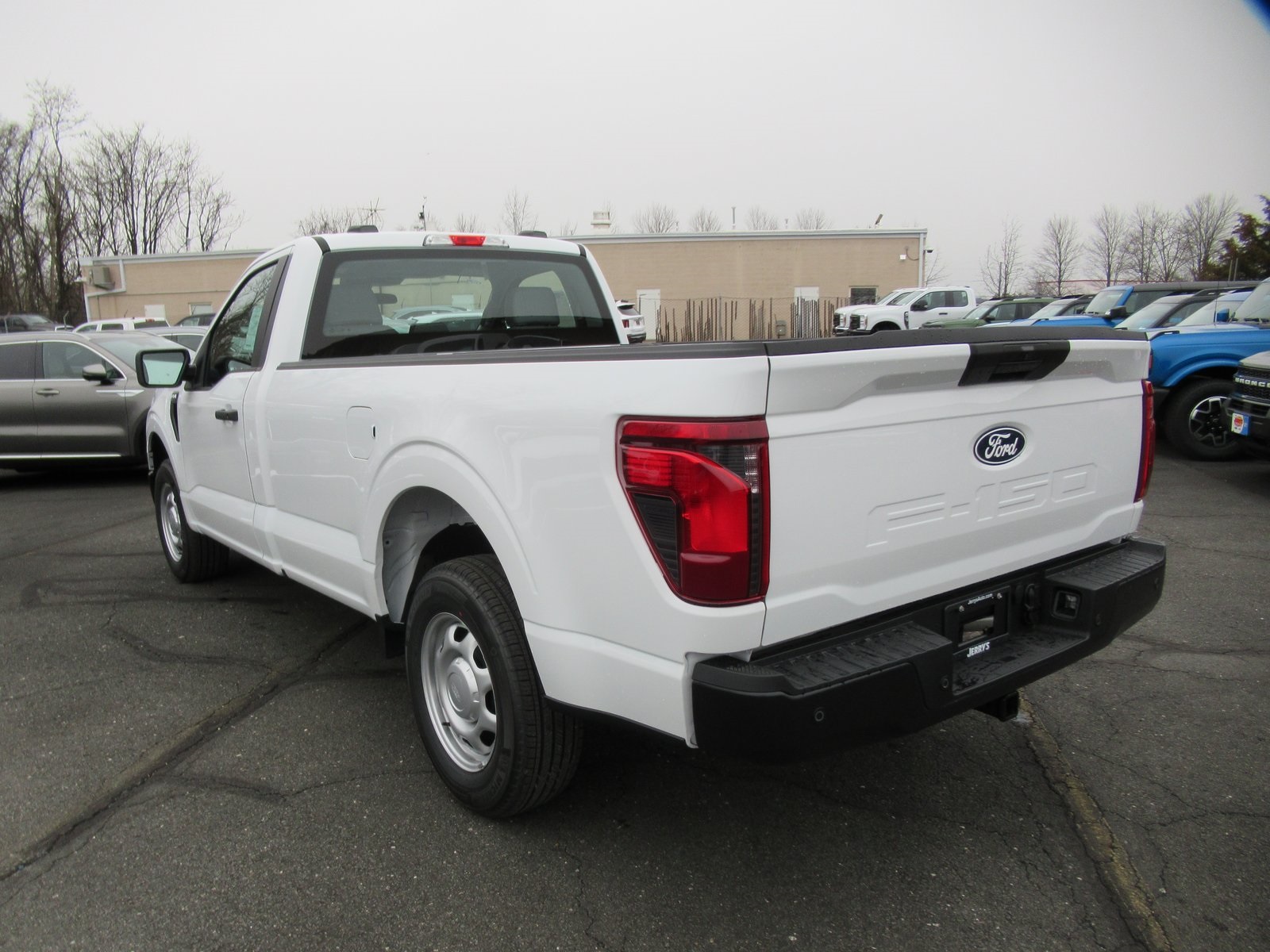 Vehicle image 12 of 37