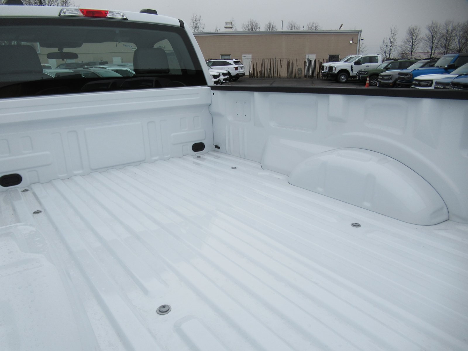 Vehicle image 15 of 37