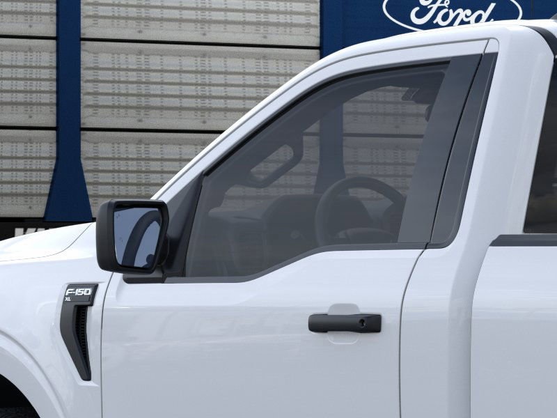 Vehicle image 35 of 37