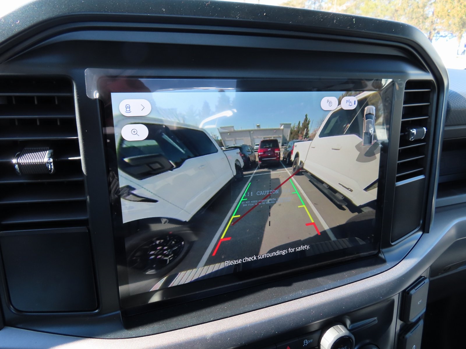 Vehicle image 21 of 37