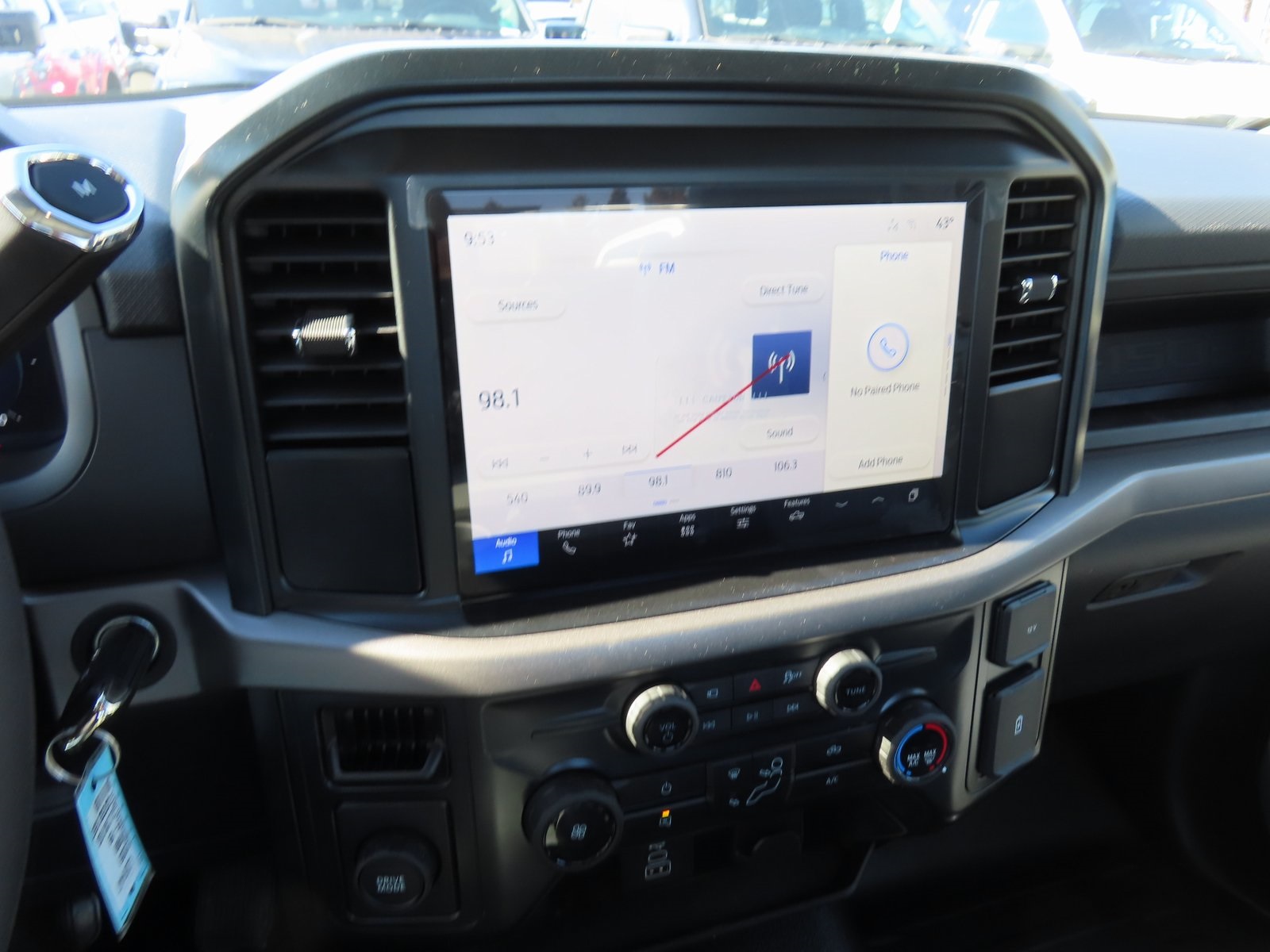 Vehicle image 19 of 37