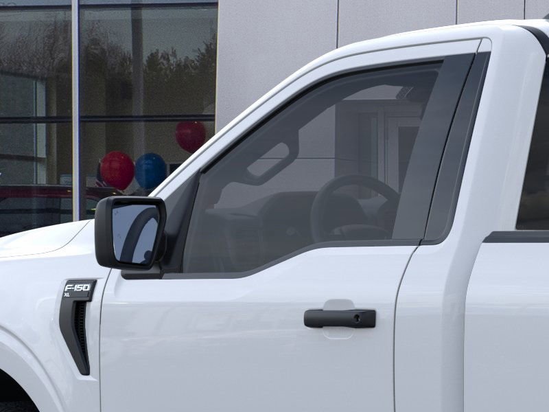 Vehicle image 34 of 36
