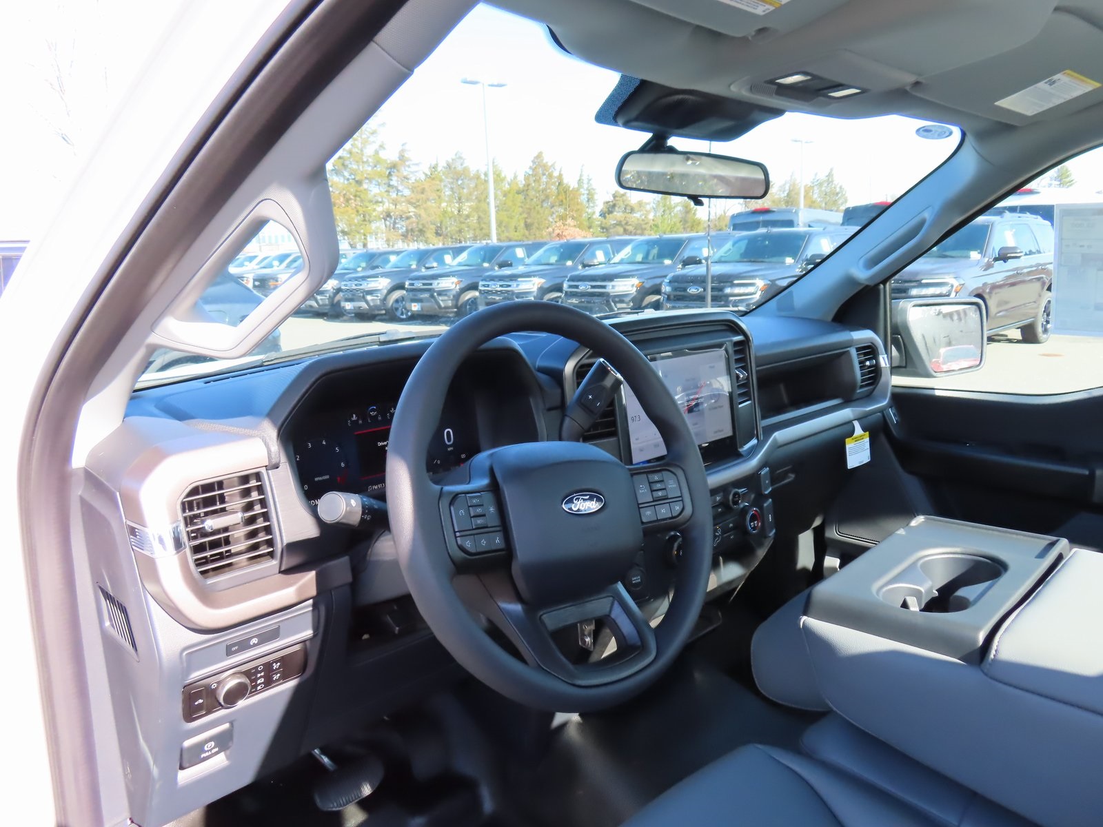 Vehicle image 16 of 36