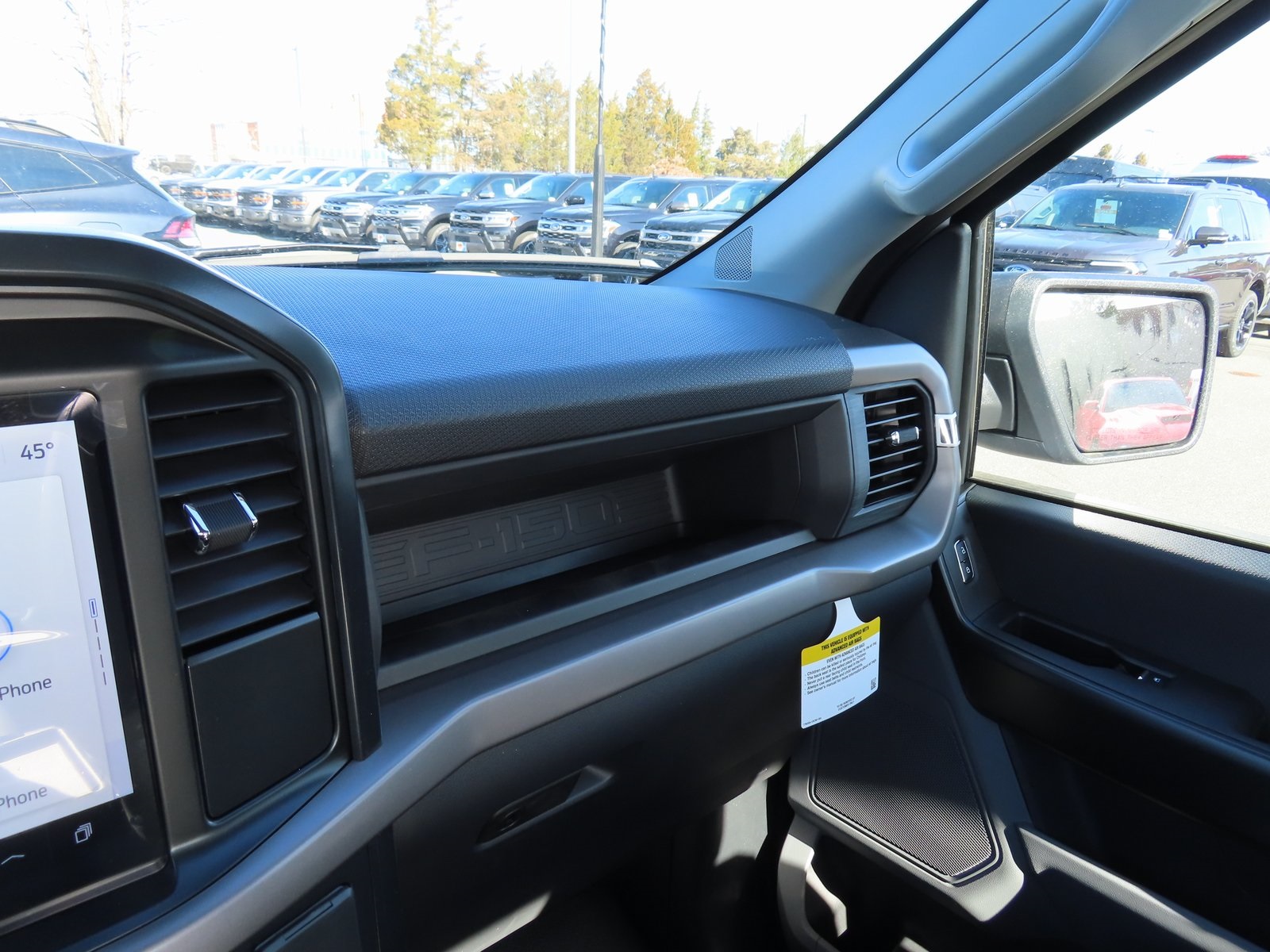 Vehicle image 19 of 36