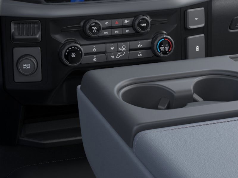 Vehicle image 29 of 36