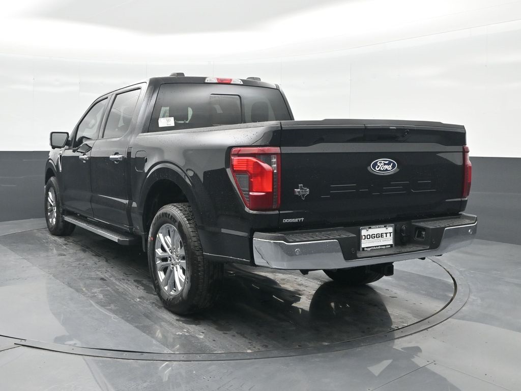 Vehicle image 8 of 32