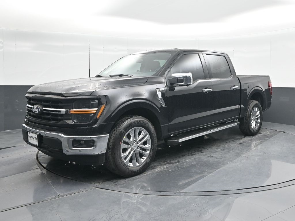 Vehicle image 10 of 32