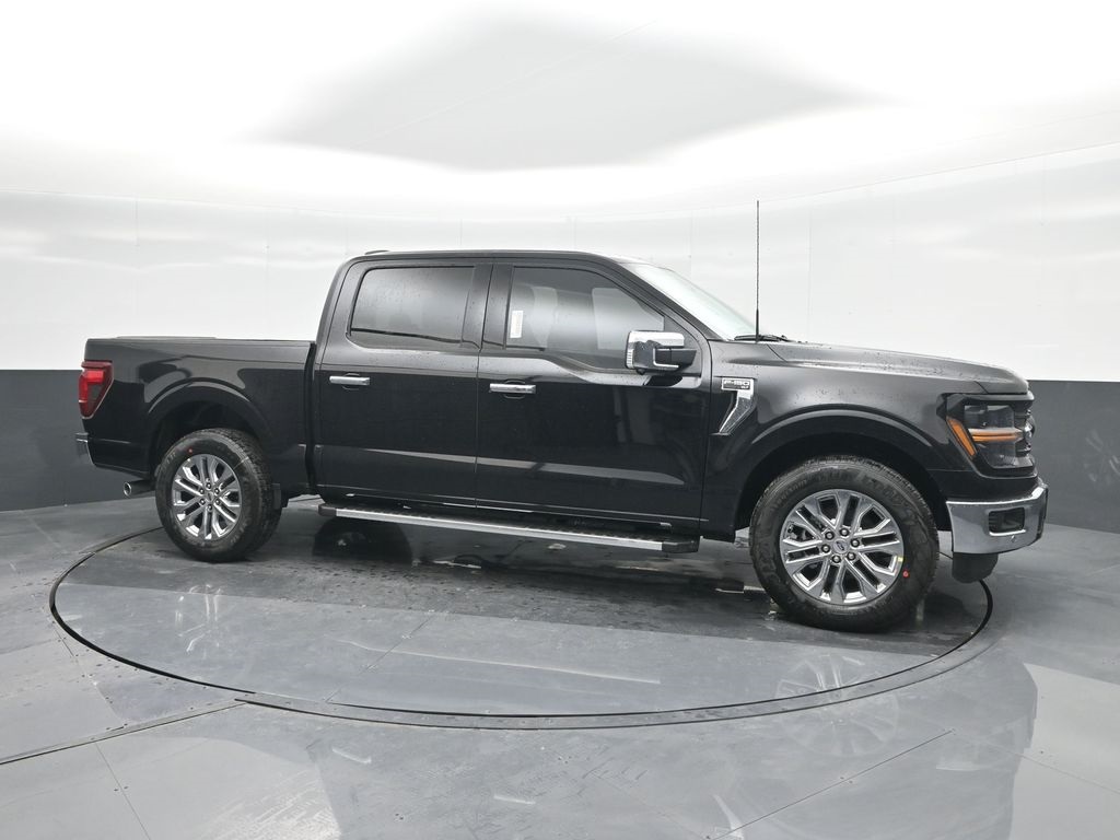 Vehicle image 5 of 32
