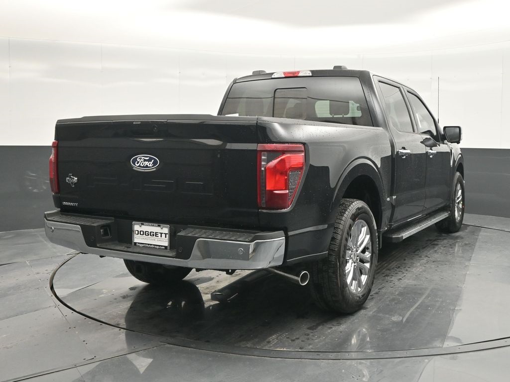 Vehicle image 9 of 32