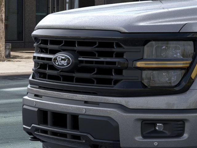 2025 Ford F-150 XLT Image 17 of 22