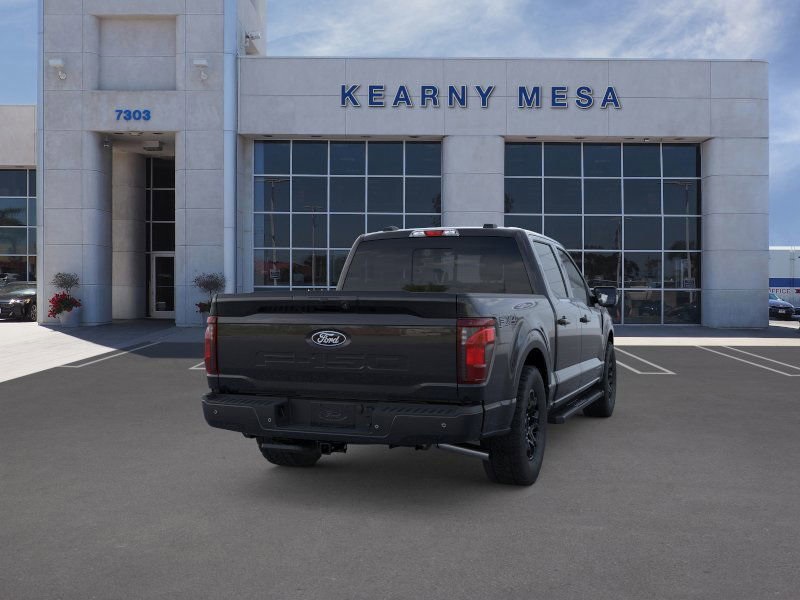 2025 Ford F-150 XLT Image 8 of 48