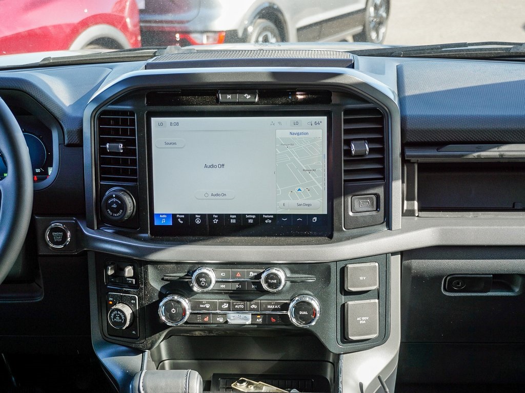 2025 Ford F-150 XLT Image 27 of 48