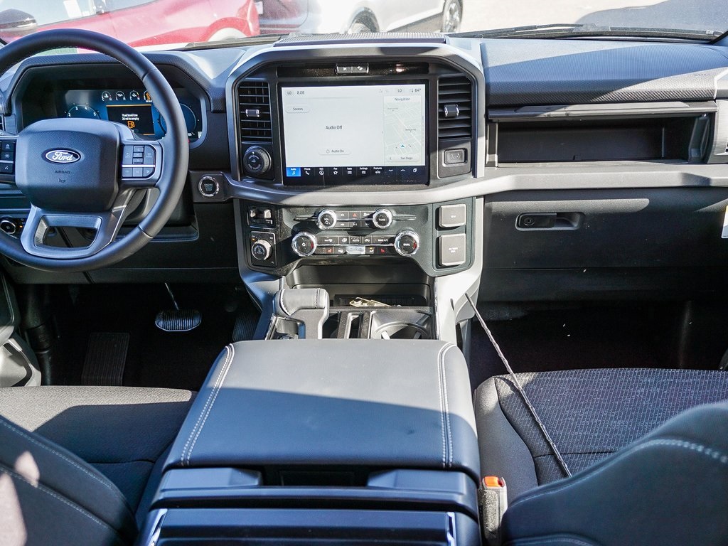 2025 Ford F-150 XLT Image 24 of 48