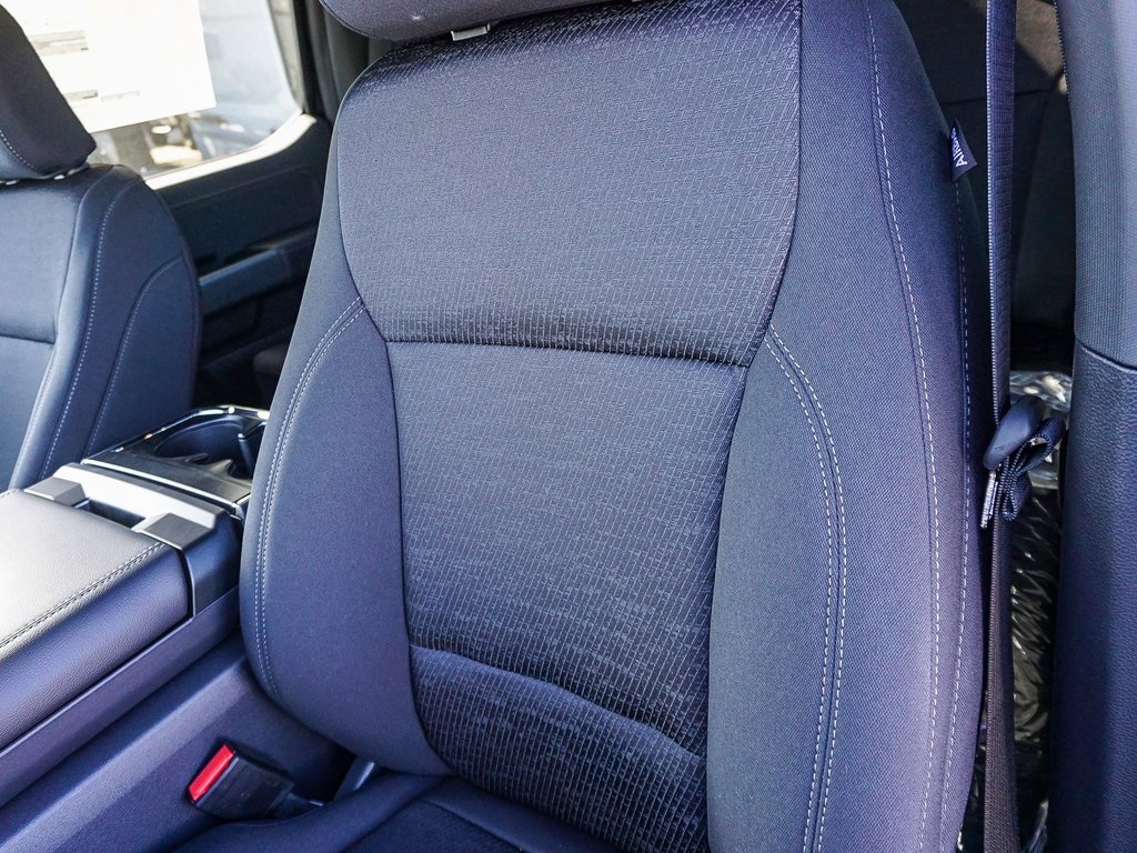 2025 Ford F-150 XLT Image 20 of 48