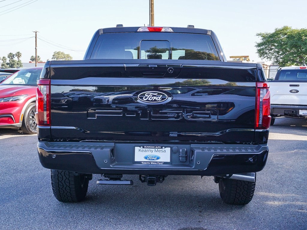 2025 Ford F-150 XLT Image 11 of 48