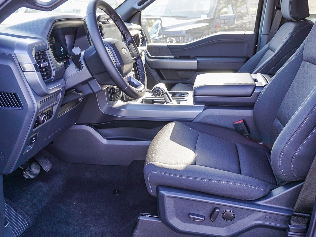 2025 Ford F-150 XLT Image 21 of 48