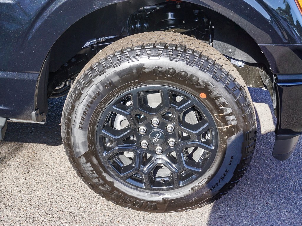 2025 Ford F-150 XLT Image 16 of 48