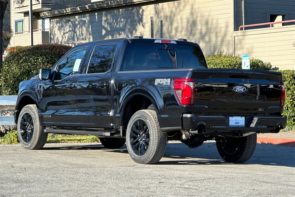 Vehicle image 8 of 27