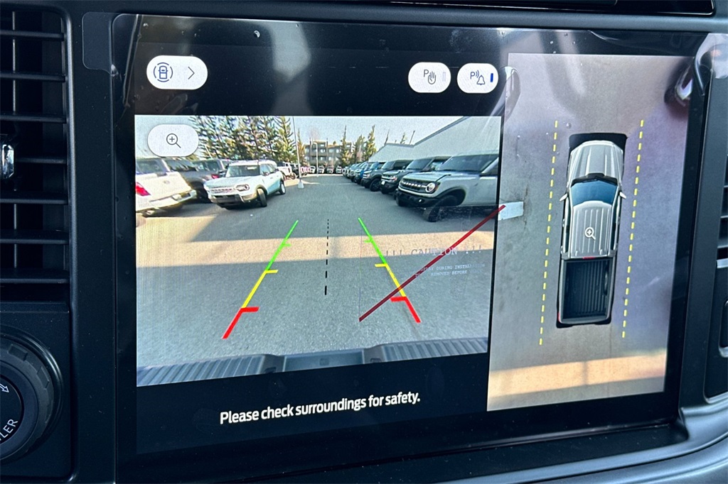 Vehicle image 19 of 27