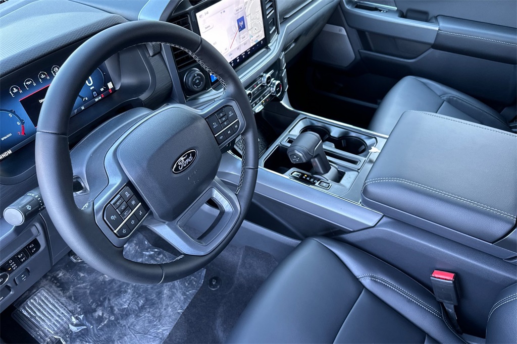 Vehicle image 10 of 27