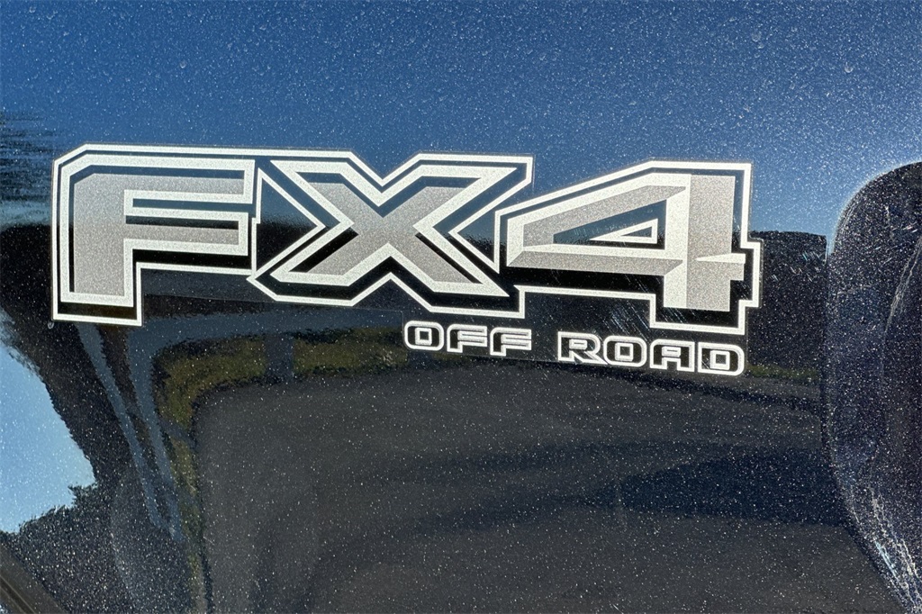 Vehicle image 26 of 27