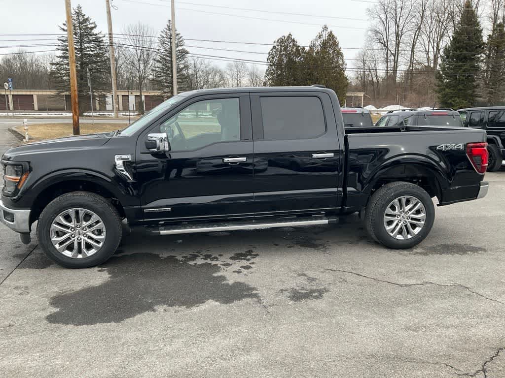 Vehicle image 8 of 28
