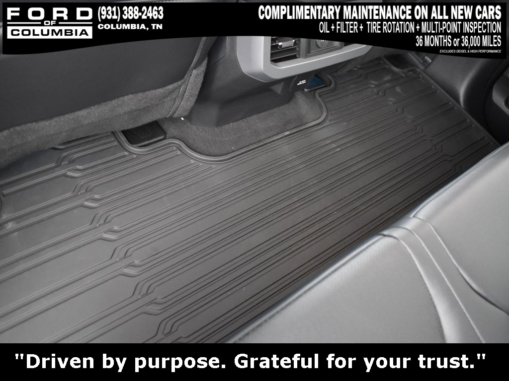 Vehicle image 34 of 43
