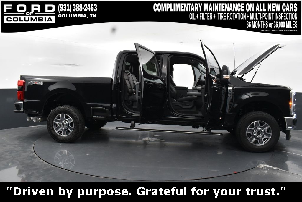 Vehicle image 11 of 43