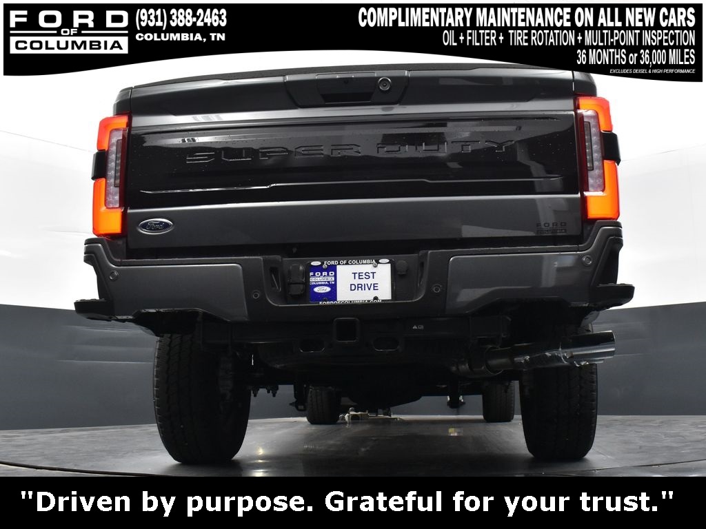 Vehicle image 25 of 44