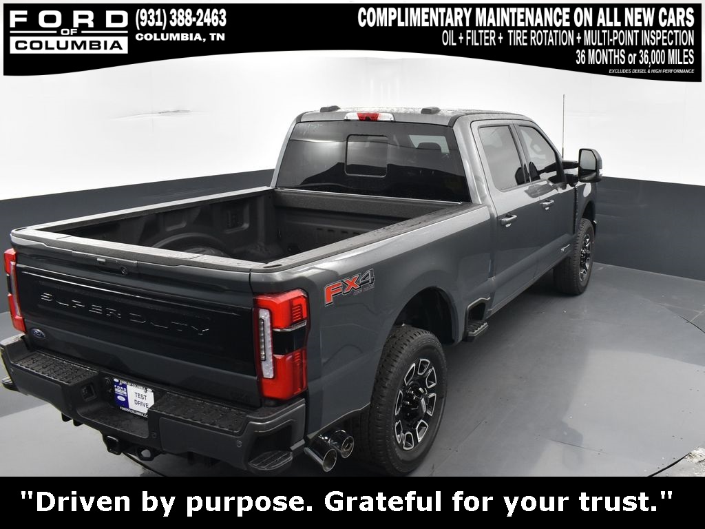 Vehicle image 17 of 44