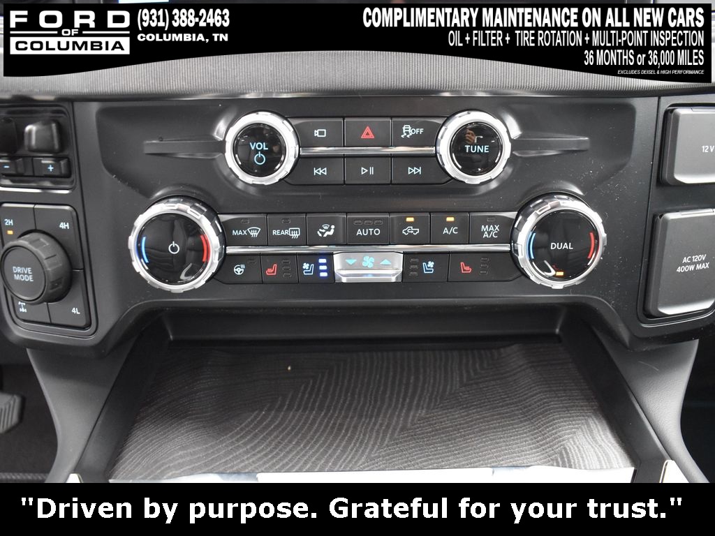 Vehicle image 40 of 44