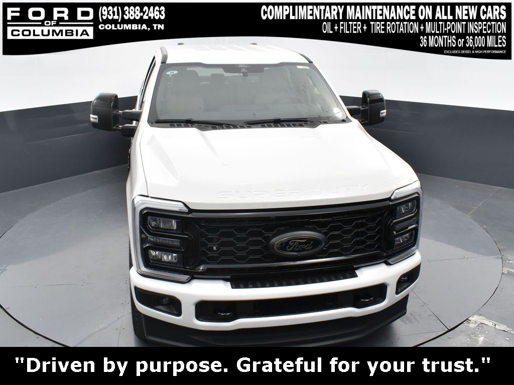 Vehicle image 8 of 43