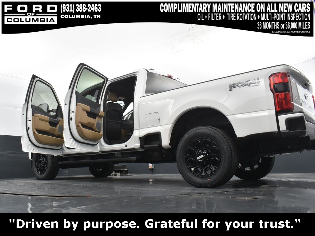 Vehicle image 21 of 43
