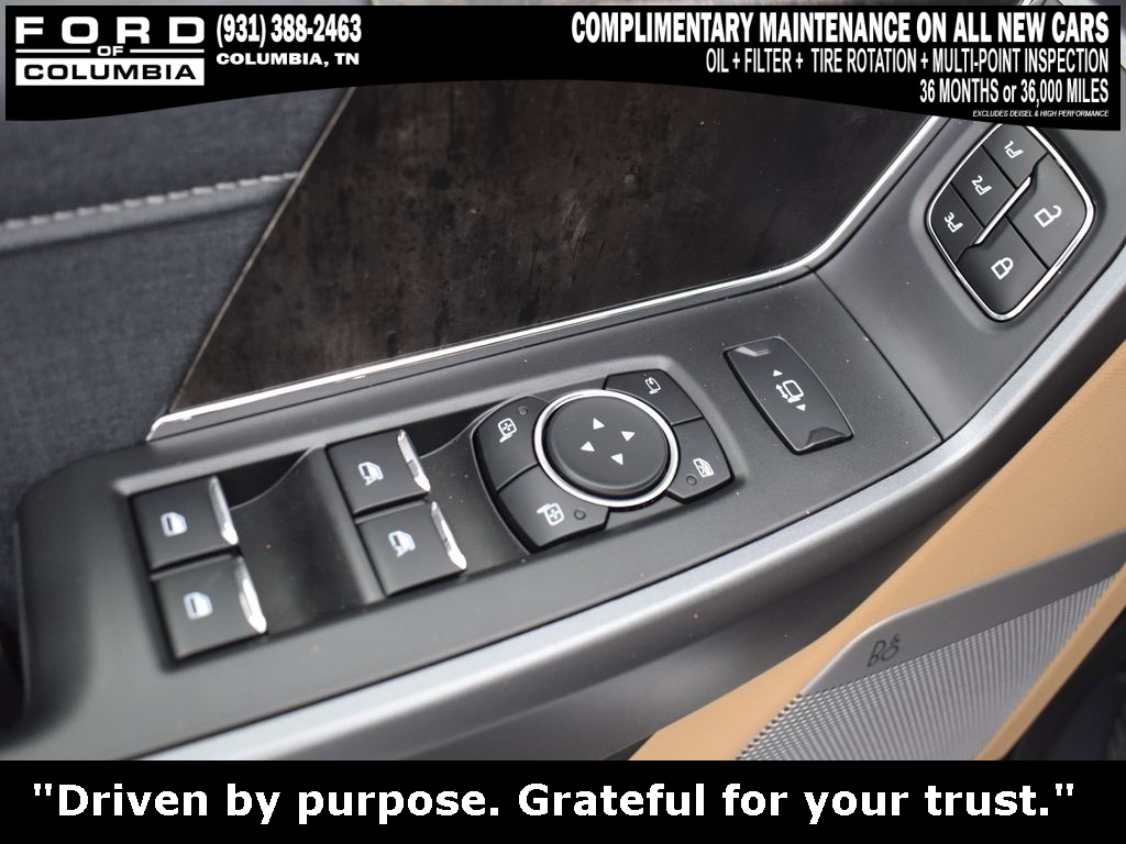 Vehicle image 36 of 43