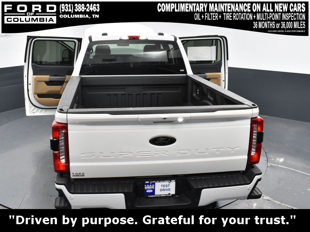Vehicle image 41 of 43