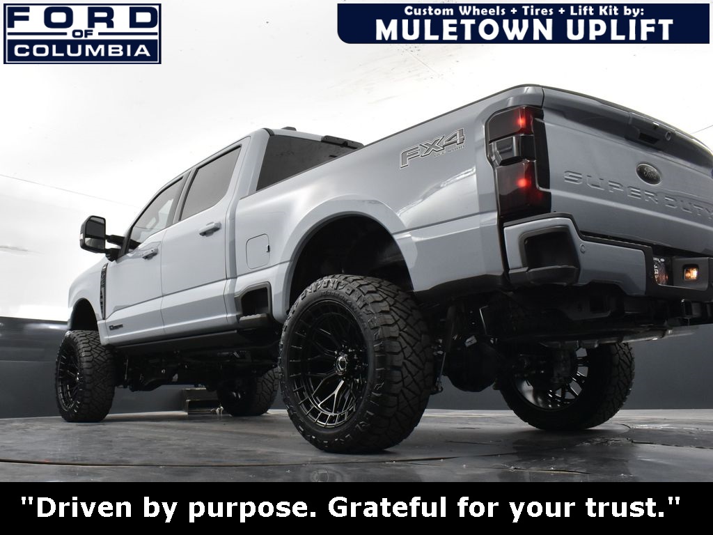 Vehicle image 19 of 43