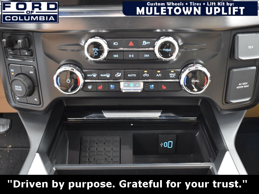 Vehicle image 40 of 43